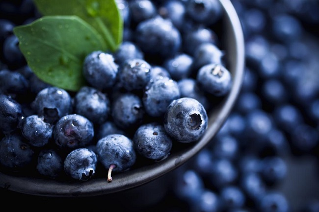 Benefits of Blueberries and Side Effects in Hindi